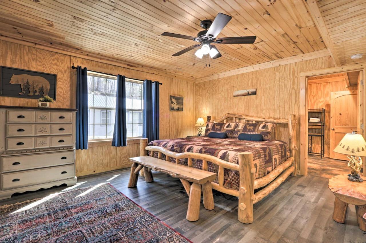 Gatlinburg Cabin With Loft And Game Room 1 Mi To Town Ngoại thất bức ảnh